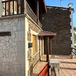 Casa Do Lagar, Da Abrela * O Vicedo